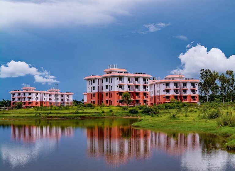ranoj-pegu-rolls-out-bold-initiative-50-of-faculty-in-assam-s-new-model-colleges-to-be-experienced-retirees
