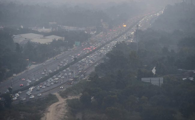 supreme-court-slams-delhi-pollution-allowing-sports-in-nov-dec-amounts-to-putting-schoolchildren-in-gas-chamber